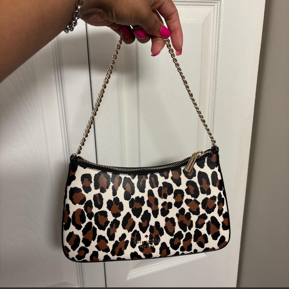 Leopard Print Chain Shoulder Bag